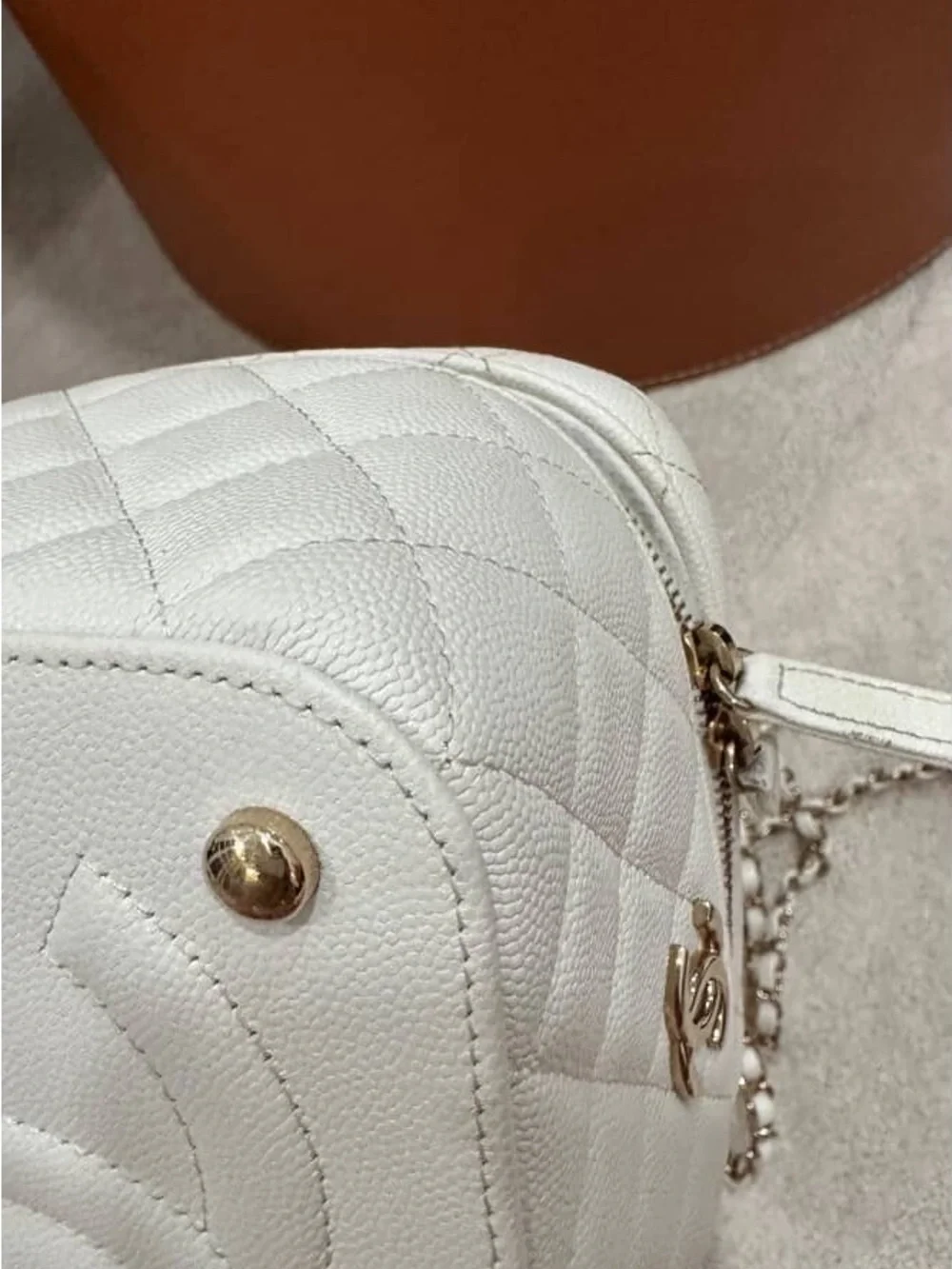 CHANEL White Quilted Vanity Bag with Gold Hardware